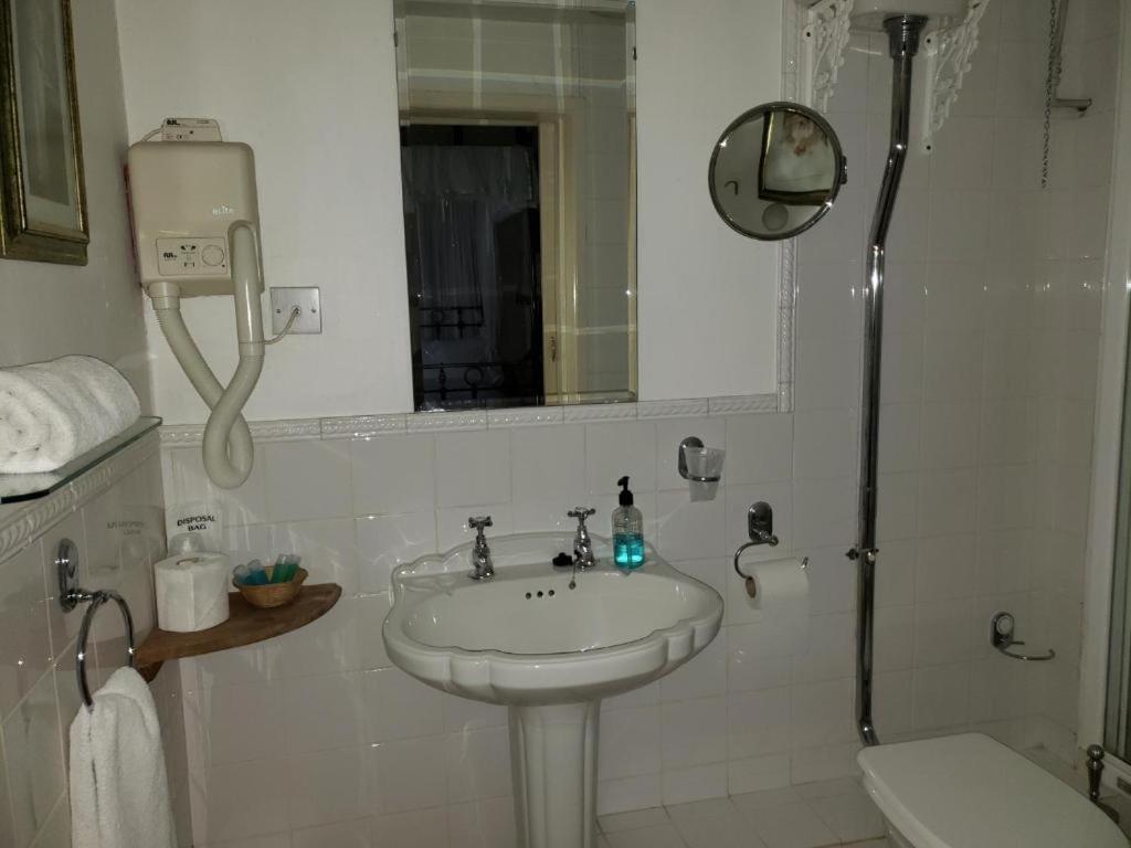 애빙던 Abingplough House B&B 외부 사진